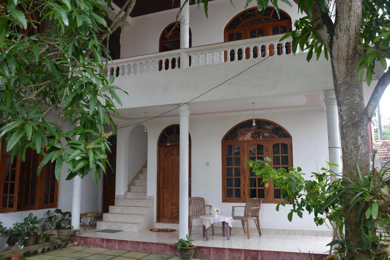 Welcome Family Guest House. Bentota Exteriér fotografie